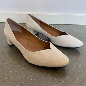 J. Reneé Bambalina Pumps